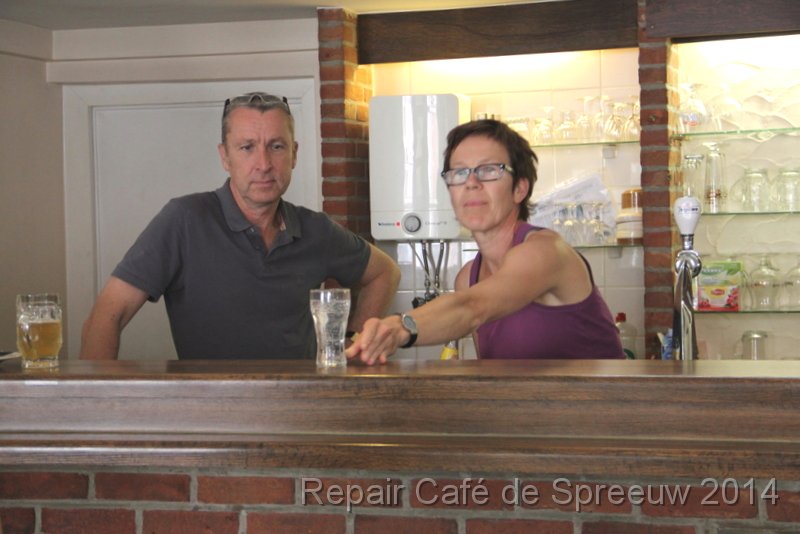 IMG_0018.JPG - vermits de waterleiding gerepareerd was, is er nu ook water te verkrijgen