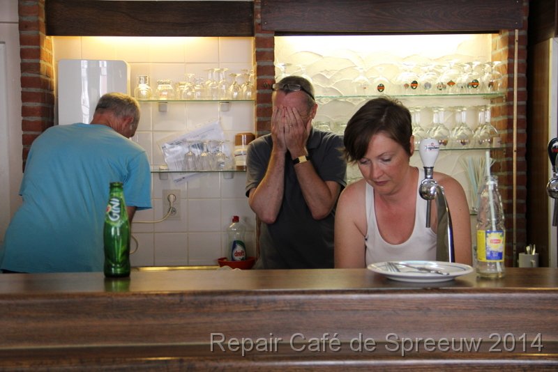 IMG_0021.JPG - aah, nee, niet om aan te zien hoe die staat af te wassen....