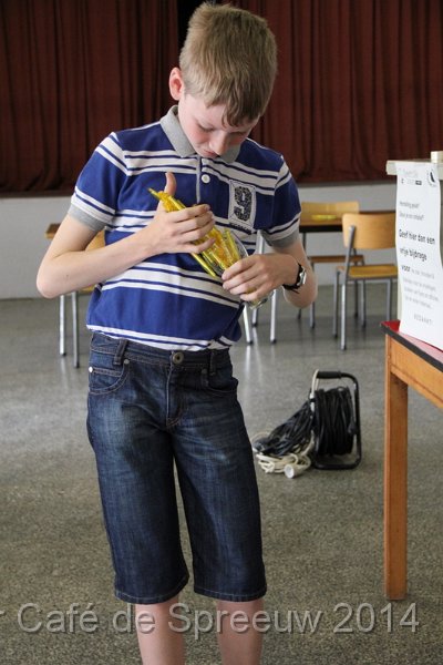 IMG_9892.JPG - ajakes, da gaat hier niet goed komen