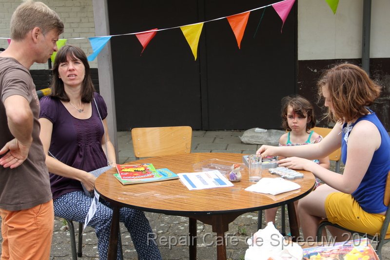 IMG_9977.JPG - het reserveren van kinderanimatie voor binnen een week, twee weken...? het kan allemaal bij de Spreeuw Repair Café