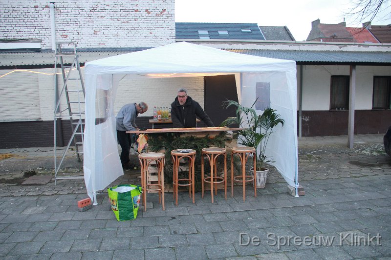 IMG_5681.JPG - dat begint al ferm op een echte mojitobar te trekken