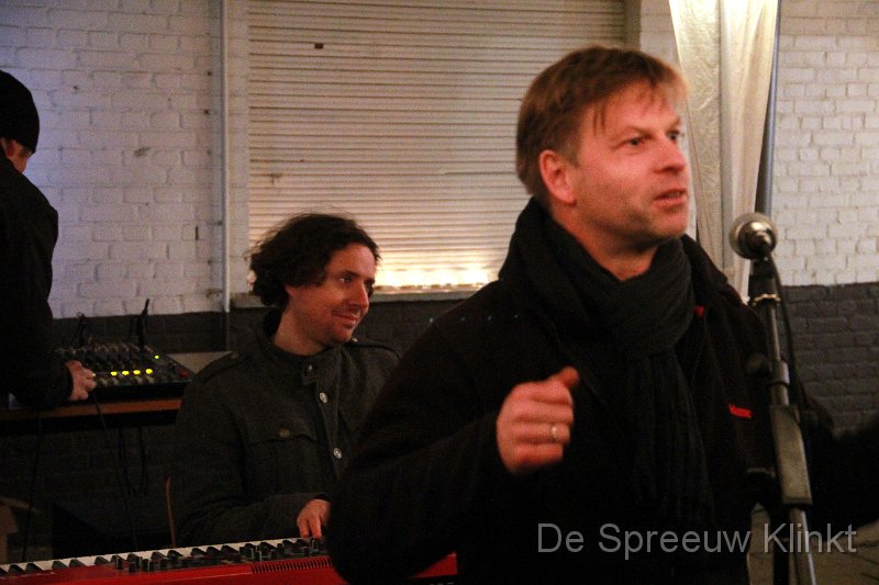 IMG_5732.JPG - hij bracht blijkbaar goed en minder goed nieuws