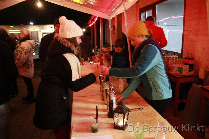 IMG_5746.JPG - de jeugd geholpen door de jeugd, dat doet deugd