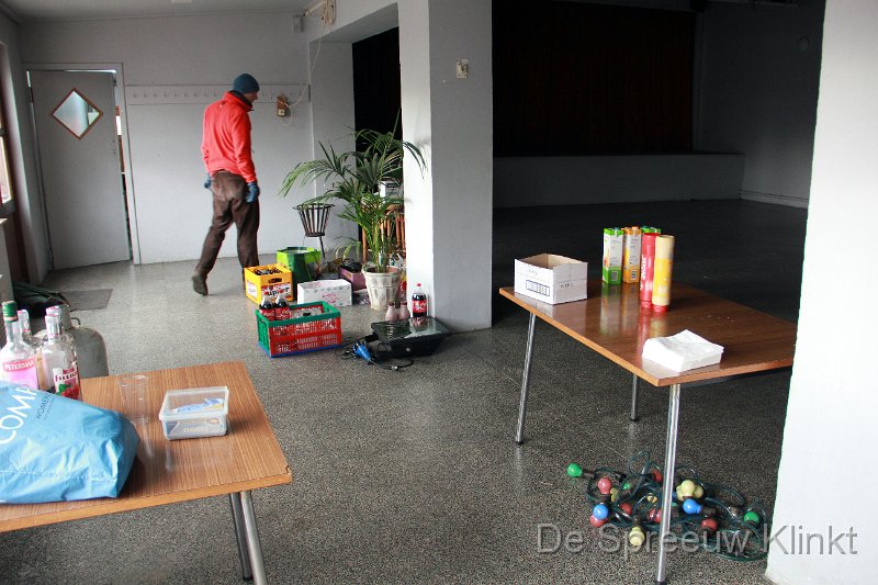 IMG_5844.JPG - sleur maar naar buiten, want we moeten hier voor 11 uur buiten!