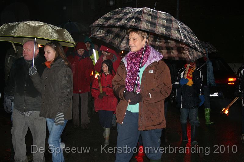 IMG_3350.JPG - we hebben al minder dramatische stoeten gehad in de Spreeuwenhoek
