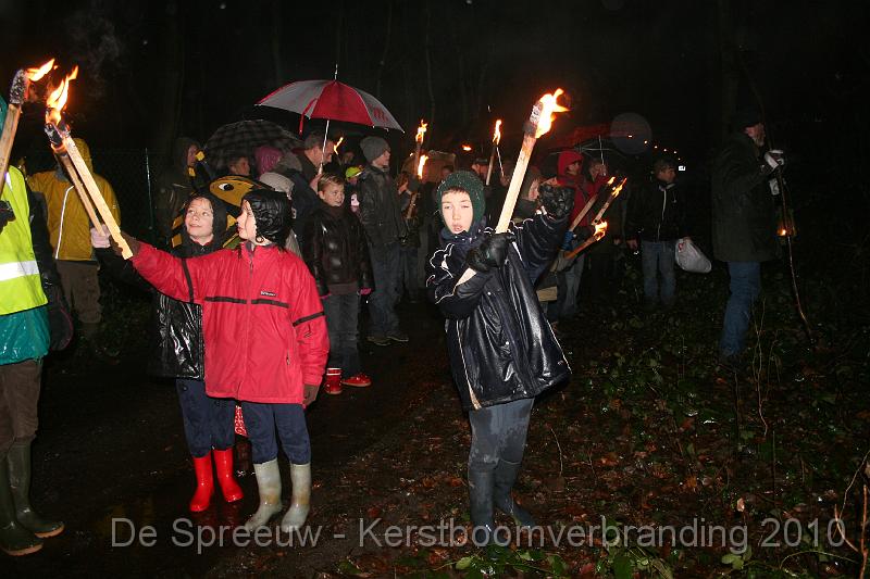 IMG_3364.JPG - en in het afschuwelijke Muizense bos kon het niet uitblijven, plots verscheen er de nekker ofte witte meutte....
