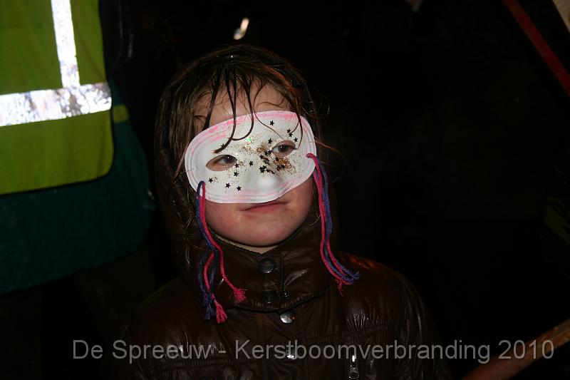 IMG_3369.JPG - verschillende stoetengangers zagen door heel dit gruwelijk gebeuren al aardig wit om de ogen...