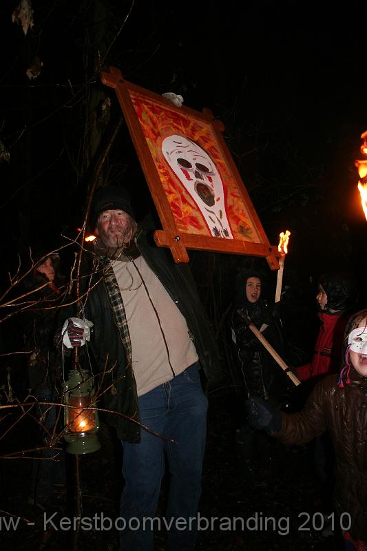 IMG_3372.JPG - den nekker, diene baarlijke waterduivel is in zijn schilderij gekropen...