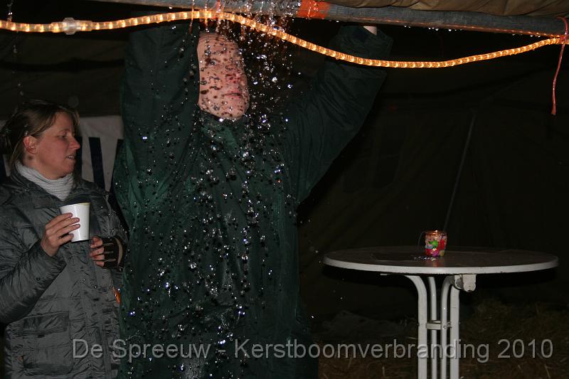 IMG_3390.JPG - een lek in de waterleiding...?