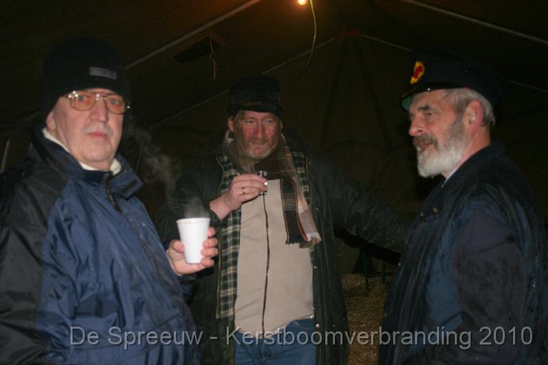 IMG_3394.JPG - die zijn nog aan het bekomen...