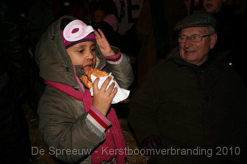 IMG_3440.JPG - ay, ay kapitein, ik zal mijn broodje braaf opeten...