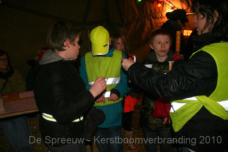 IMG_3444.JPG - met de pet diep over zijn gezicht getrokken, was hij volledig incognito...