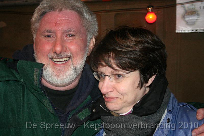 IMG_3563.JPG - hoe? heeft die nu weer een nieuw lief?