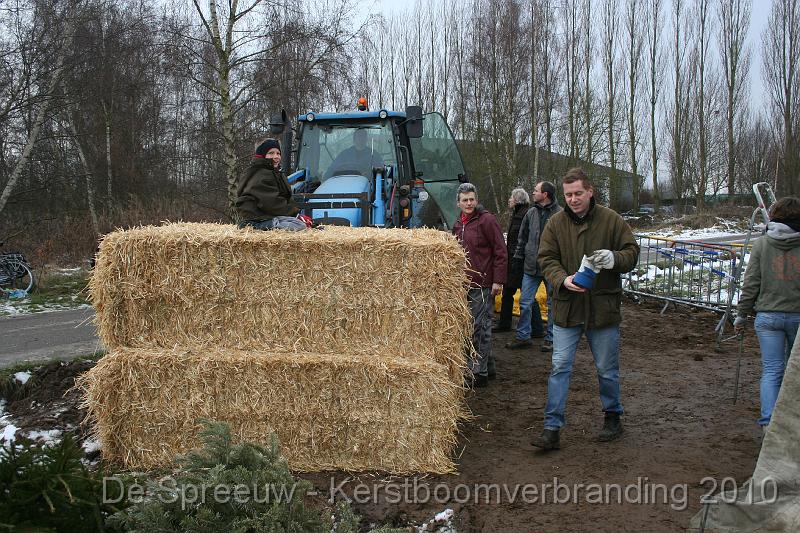 IMG_3260.JPG - is dat soms om strohrum te maken?