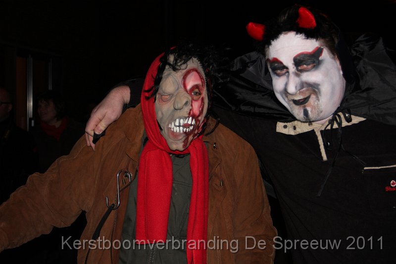 IMG_0301.JPG - en dan komen die nog goed overeen ook...