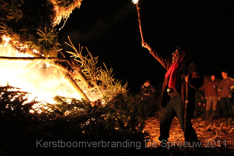 IMG_0338.JPG - aha, den boel in den fik...