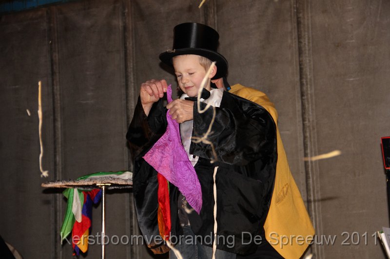 IMG_0397.JPG - kijk, ook ik zal enkele trukjes doen