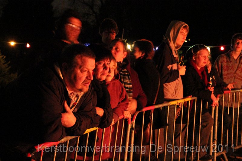 IMG_0517.JPG - zo'n kerstboomverbranding, eigenlijk zouden ze dat elk jaar moeten doen!