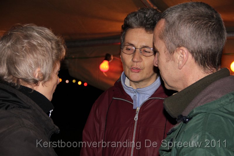 IMG_0572.JPG - wat wilt gij mij nu wijsmaken, dat ze hier alles gaan volbouwen, maakt dat de ganzen wijs...