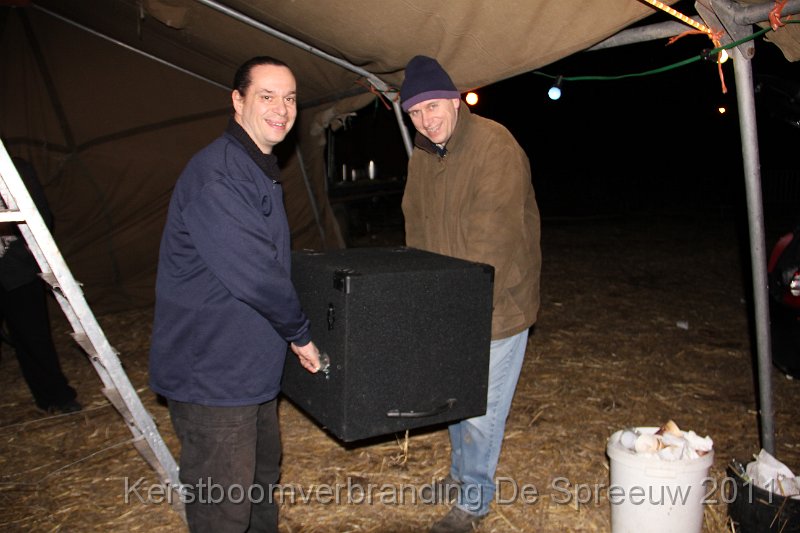 IMG_0613.JPG - eindelijk, zij hebben de zwarte doos gevonden