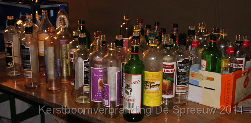 IMG_0615.JPG - ongetwijfeld is er heel, heel veel volk gepasseerd...