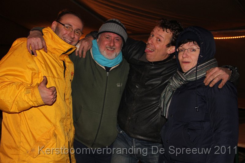 IMG_0629.JPG - en deze buren hunnen avond kan ook niet meer stuk