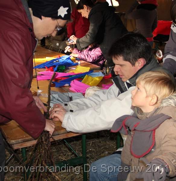 IMG_0186.JPG - zou dat nu een echte heks zijn?