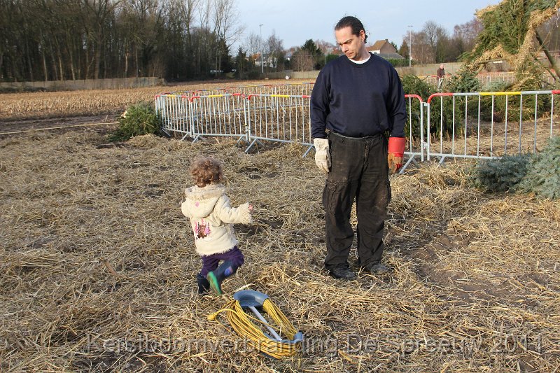 IMG_0226.JPG - hij minder, hij moest babysitten