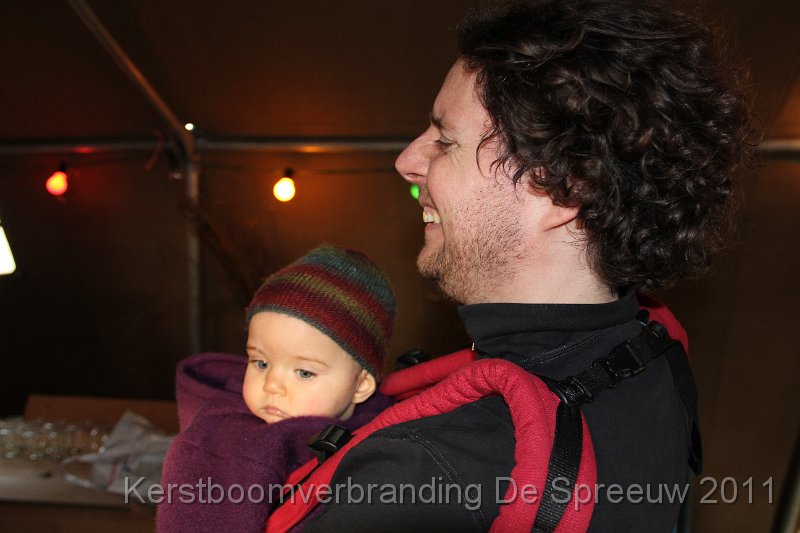 IMG_0235.JPG - wie maakt mij hier nu wakker...?