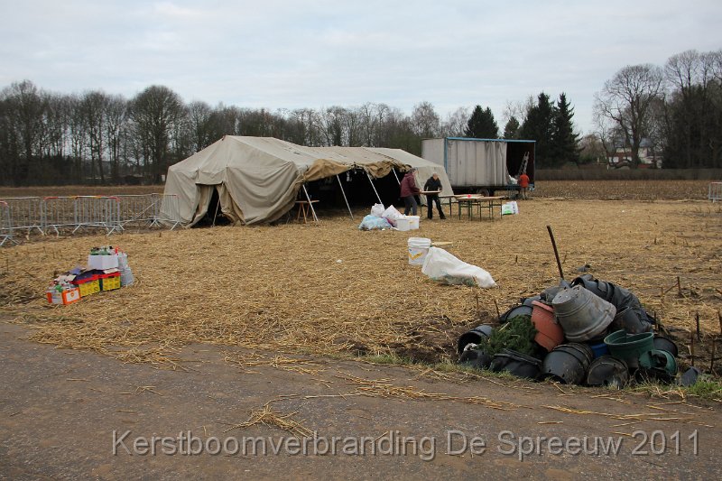 IMG_0638.JPG - eerste de tent ontruimen
