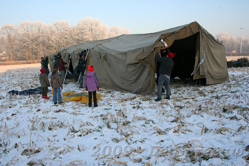 IMG_6809.JPG - misschien loopt het wel los, her en der wat aanspannen