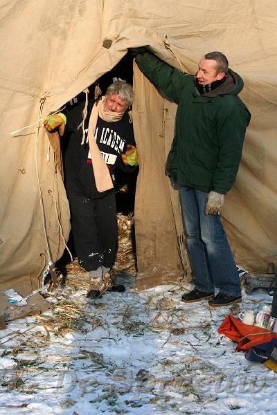 IMG_6864.JPG - kom jong, pakt ook nog een tafeltje!
