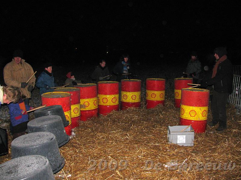 IMG_0136.JPG - het zoetgevooisde melodietje kabbelde zachtjes weg tussen de twinkelende sterretjes