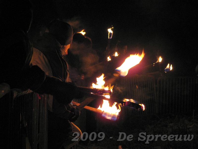 IMG_0146.JPG - het begon er wel wat gevaarlijk te worden...