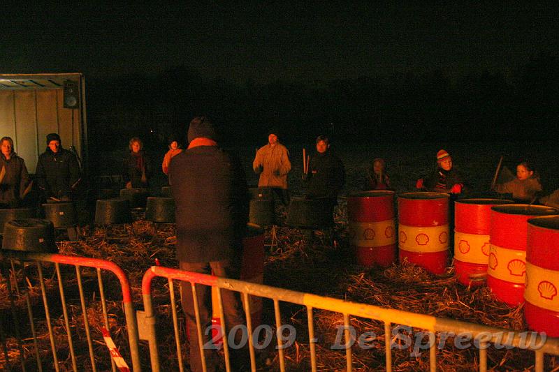 IMG_7041.JPG - de hoofdslager gaf de nodige richtlijnen voor een volgend streepje muziek