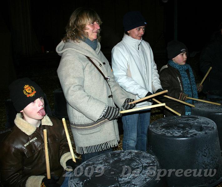 IMG_7085.JPG - zo zeer geconcentreerd dat ge er uw tong zou bij vergeten