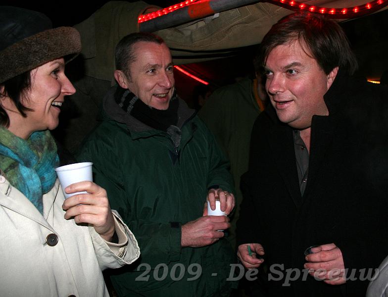 IMG_7093.JPG - bij zulk 'n charmante dame, worden zelfs politiekers zacht van inborst