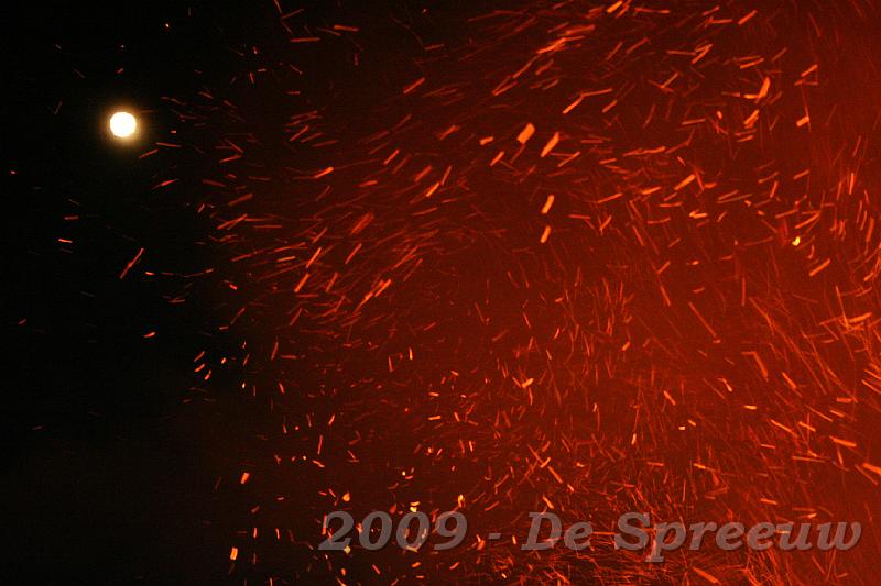 IMG_7119.JPG - en maantje houdt het ook goed vol...