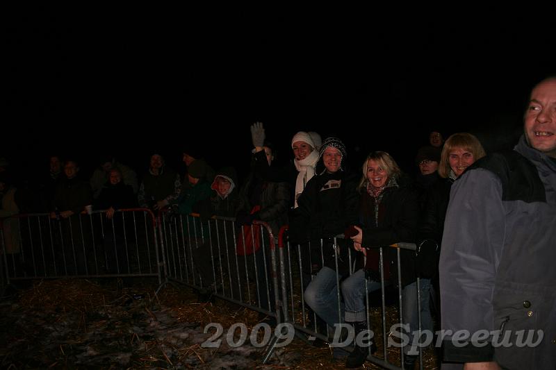 IMG_7133.JPG - tot groot jolijt van velen