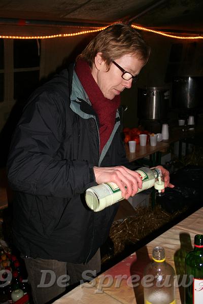 IMG_7161.JPG - voor wie is dit glaasje gezonde verse geitenmelk?