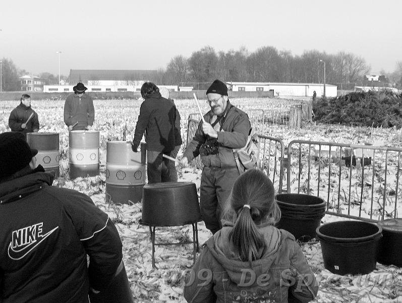 HPIM5983.JPG - ik heb het altijd al gedacht dat die niet op papier pakt...