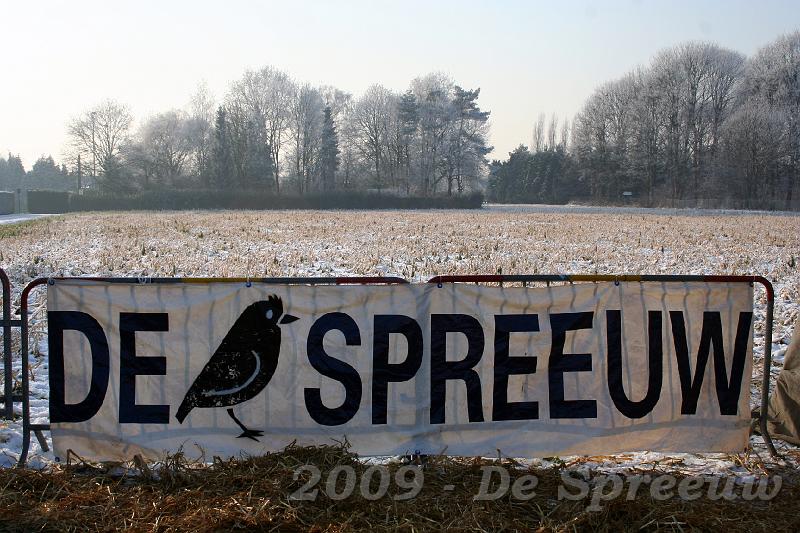 IMG_6917.JPG - En toen, die namiddag, de zon had al hoog gestaan boven het koude bevroren en besneeuwde winterweiland...
