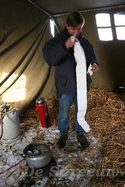 IMG_6930.JPG - en ja, soms moet ook de meester even naar het potje...