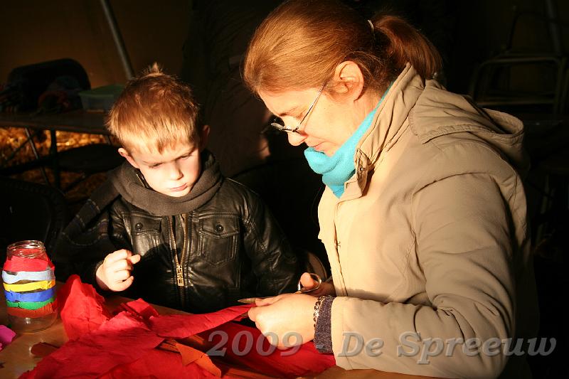 IMG_6977.JPG - ik plak alles aaneen, en da mens knipt alles terug uiteen. In wa ne wereld leven wij toch?