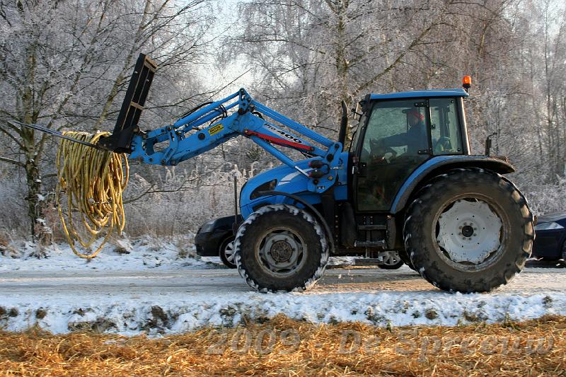 IMG_6990.JPG - de levering van de worsten, verser kon het niet...