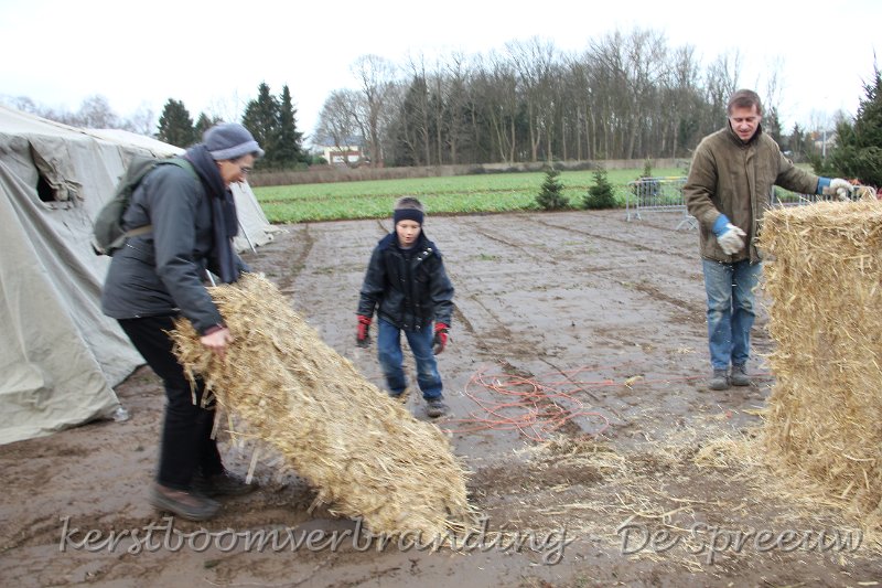 IMG_2101.JPG - kom ik zal wat helpen ...