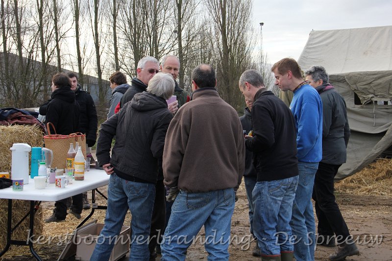 IMG_2128.JPG - allée mannen, allemaal uw koffietje leeg? dan terug aan de slag