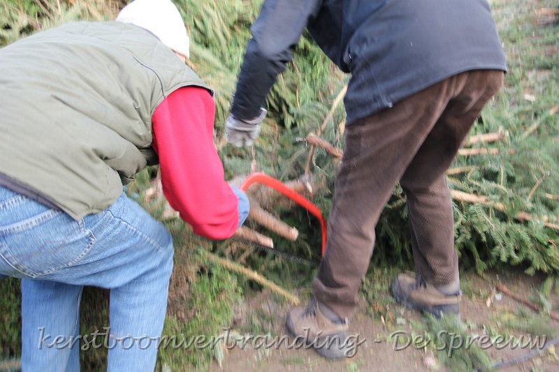 IMG_2153.JPG - hierzie, een stuk eraf, dan hebt ge gene last meer van lange tenen !