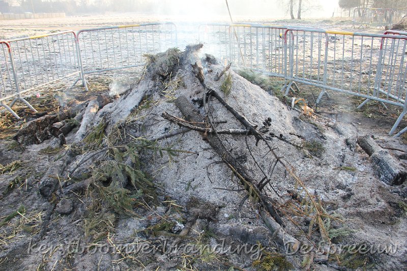 IMG_2899.JPG - hier moet nog wat nagestookt worden