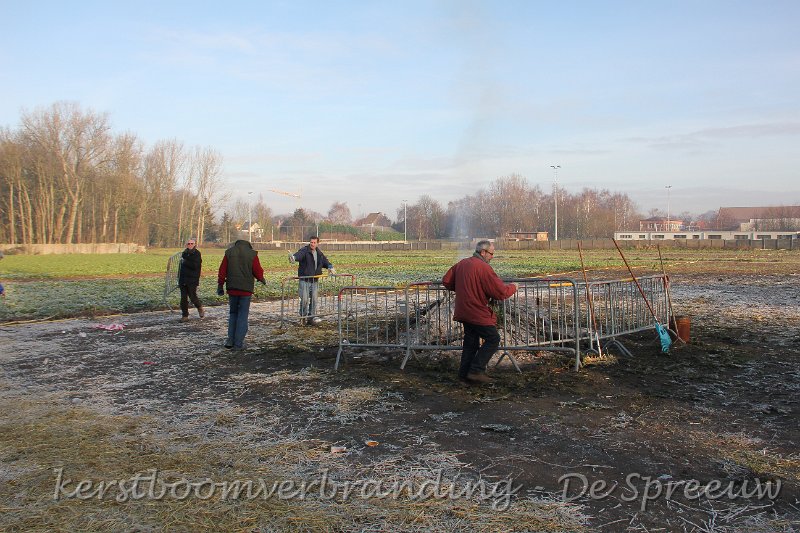 IMG_2903.JPG - éne die ge van heel het weekend amper op foto gezien hebt, komt ook eens helpen